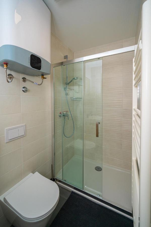 Villa Bofor Kuciste Ngoại thất bức ảnh