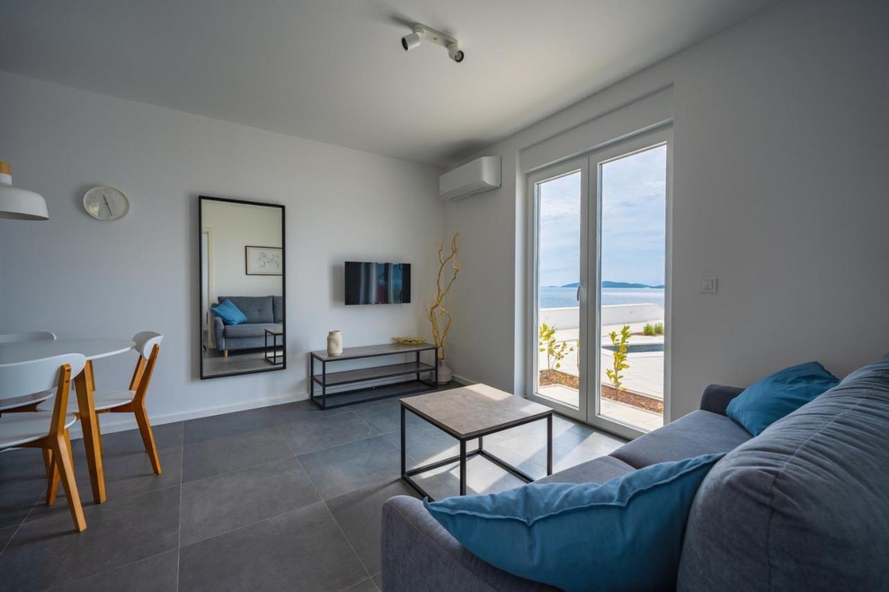 Villa Bofor Kuciste Ngoại thất bức ảnh